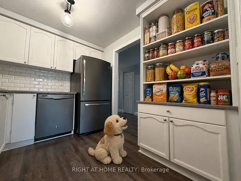 41 Edgemere Dr — Photo 11