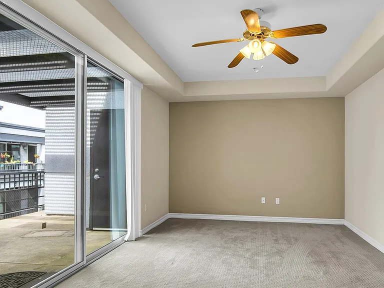 629 Traction Ave #616 — Photo 16