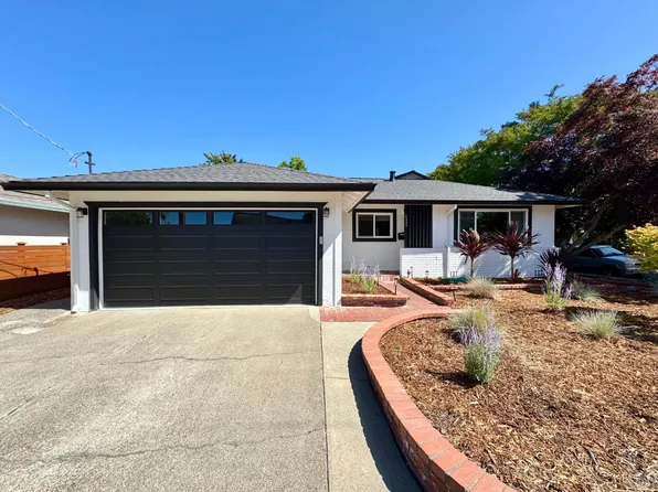 2300 W Park Avenue, Napa, CA 94558