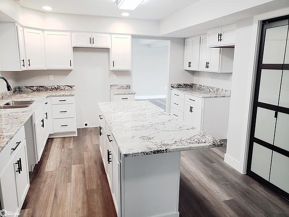 2nd image of 9158 Glenmark Dr
