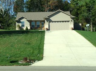 125 Viking Dr, Eaton, OH 45320