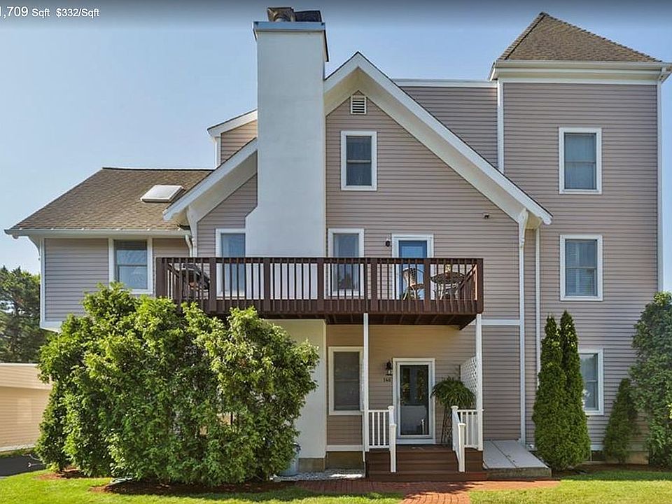146 Sherman Ct, Fairfield CT