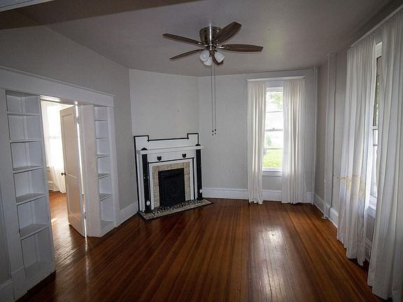 5th image of 114 Highland Ave SW #D