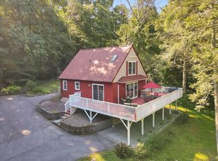 142 E Haddam Colchester Tpke, Moodus, CT 06469