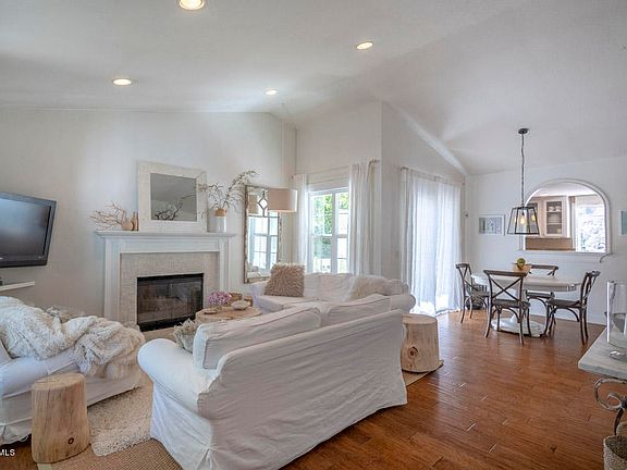 4th image of 570 Stoney Peak Ct