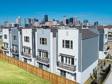 2nd image of 2222 McGowen St #2222