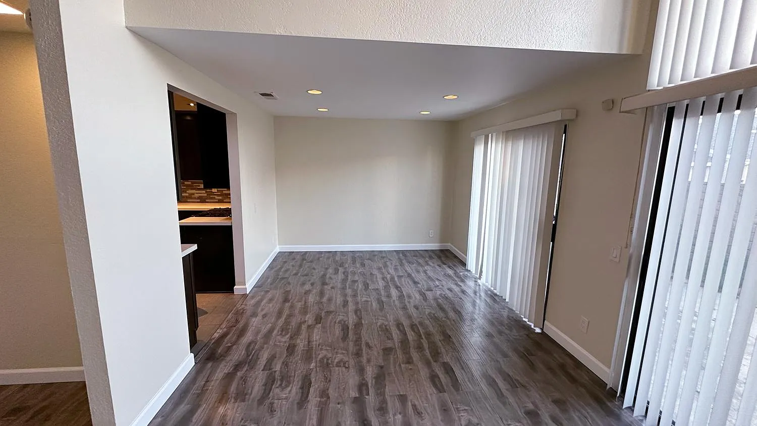 23215 Kimmore Terrace — Photo 4