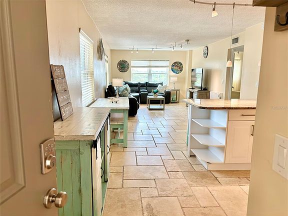 2nd image of 18650 GULF BOULEVARD #315