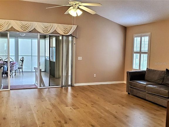 4th image of 1270 Niles Ct