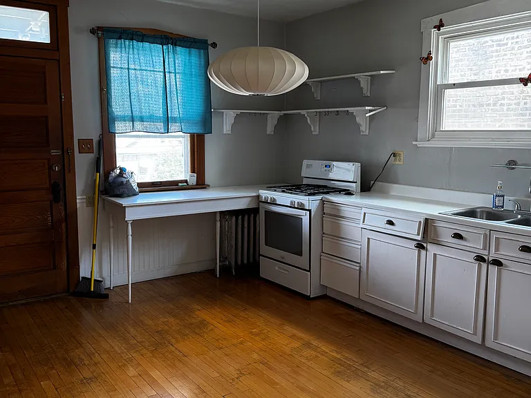 1331 Ridgeland Ave #2 — Photo 7