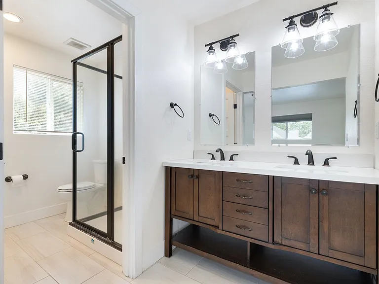 10065 Old Morro Rd E — Photo 12