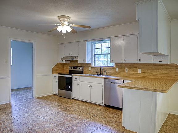 4th image of 112 Cypress Dr