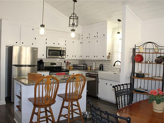 5th image of 40 Chestatee Springs Rd