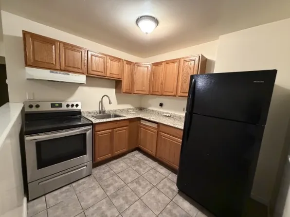 35 Liebel St APT 1, Albany, NY 12202
