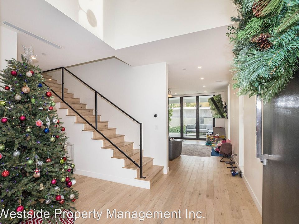 1028 S Mansfield Ave, Los Angeles, CA 90019 | Zillow