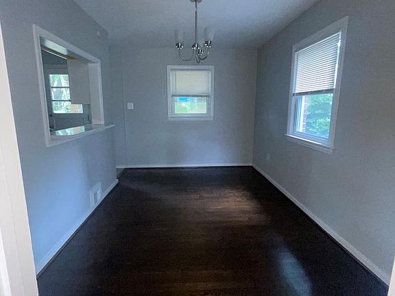4th image of 7017 Canterbury Ln