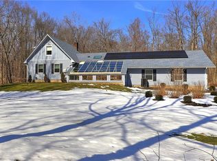 41 Mon Tar Dr, Monroe, CT 06468