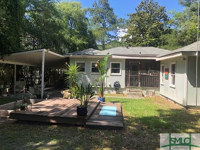 2nd image of 3231 Woodlawn Dr