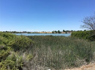 1518 S Lakeway Dr, Moses Lake, WA 98837