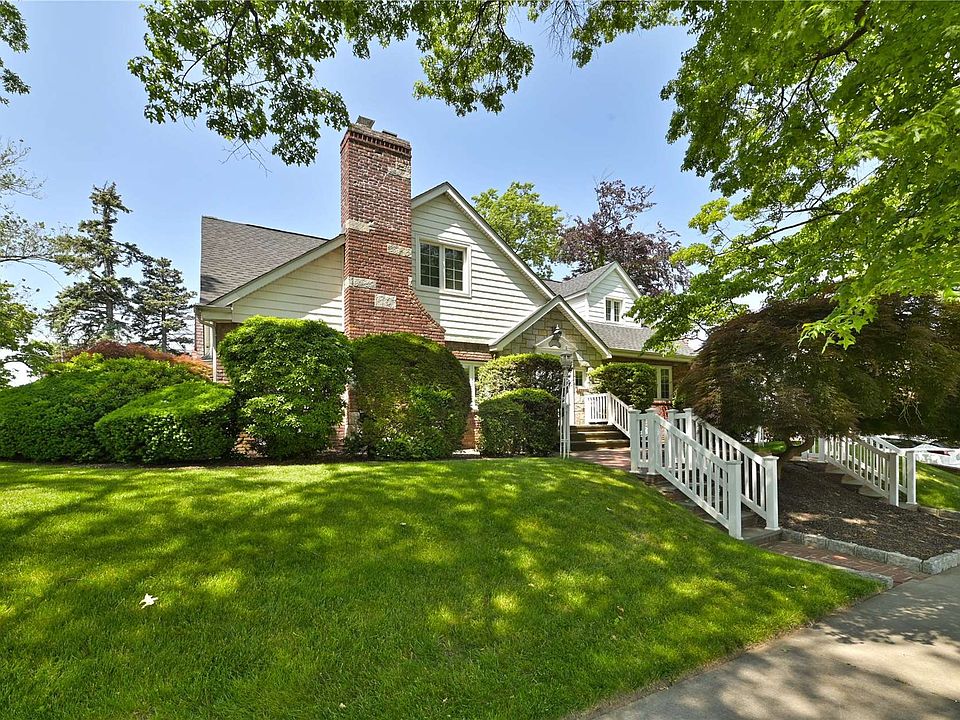 1st image of 84-16 188th St