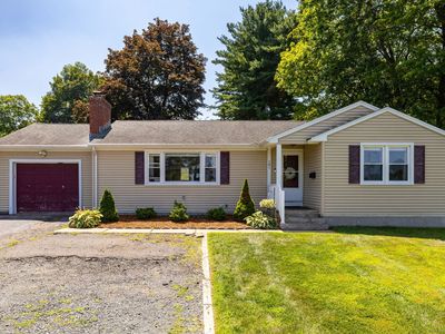 181 East Robbins Avenue, Newington, CT, 06111