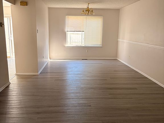 2nd image of 357 Hawthorne St