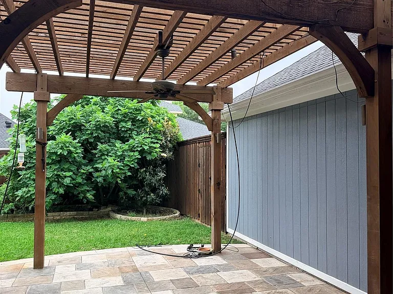 2220 Sky Harbor Dr — Photo 13