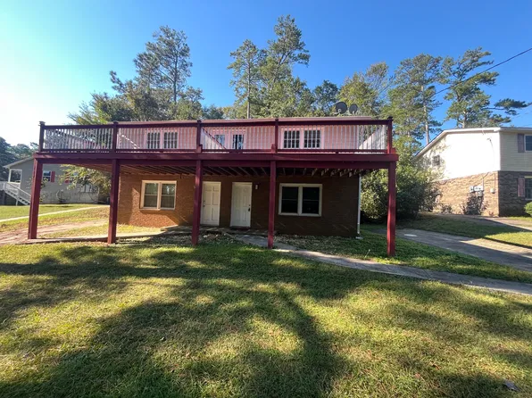 1628 Huntley Ridge Dr, Macon, GA 31211