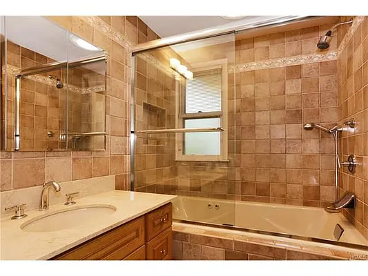 Sold by Douglas Elliman | media 15