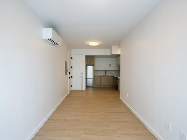 333 Linden Boulevard image 2 of 11