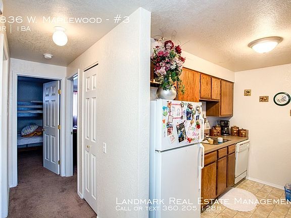 5th image of 2836 W Maplewood Ave APT 3