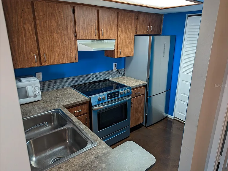 3840 N Lake Dr #123 — Photo 5