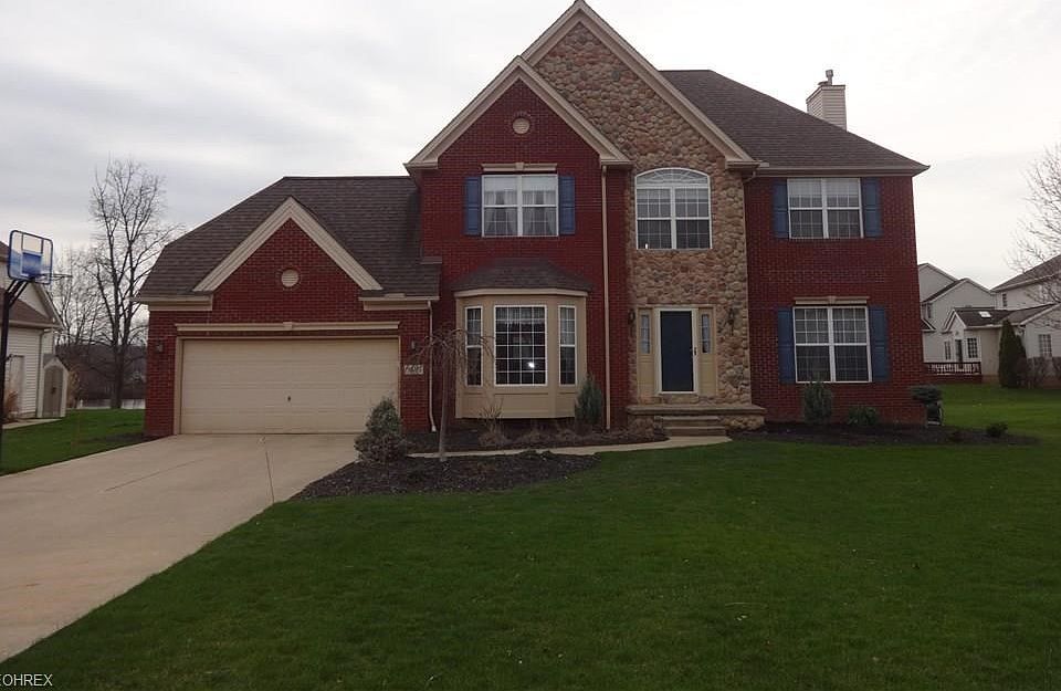 9889 Clarius Circle, Twinsburg