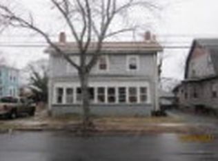 83 S Giles St, Bridgeton, NJ 08302