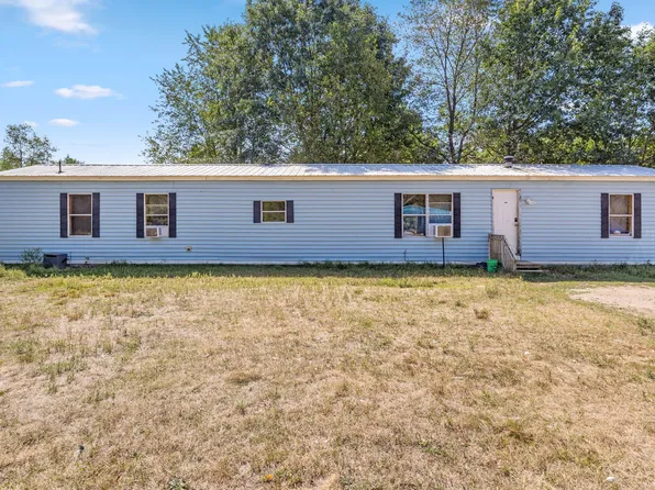 1778 N Spruce Ave, White Cloud, MI 49349