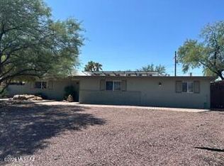 405 N Entrada Dentro, Tucson, AZ 85710
