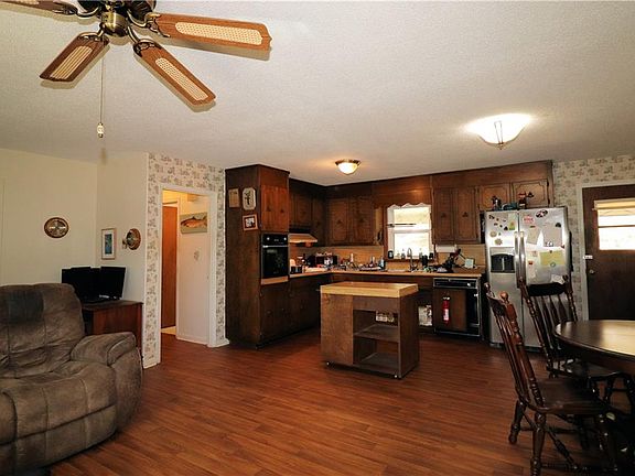 4th image of 70 N Bellview Rd