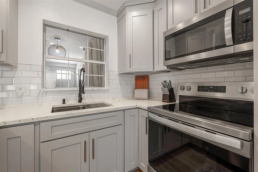 2 bed, 1.0 bath, 1150 sqft, $2,850 — Photo 4
