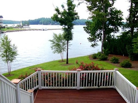 4th image of 61 Lake Vista Ln