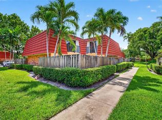 Waterford Courtyards, Plantation, FL 33324