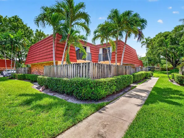 719 NW 98th Cir, Plantation, FL 33324