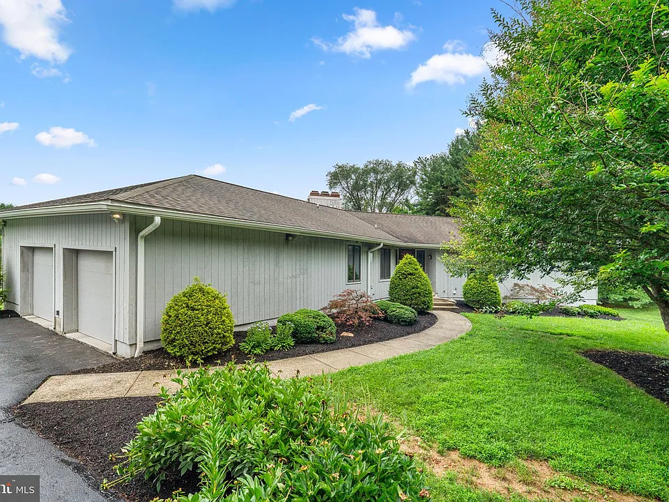 1920 Woodstock Rd