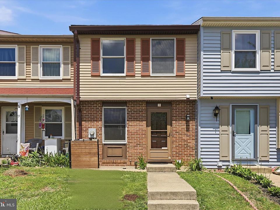 1st image of 3 Valley Park Ct