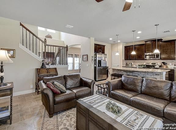 5th image of 5516 Devonwood St