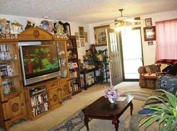 3rd image of 167 Skylark Dr