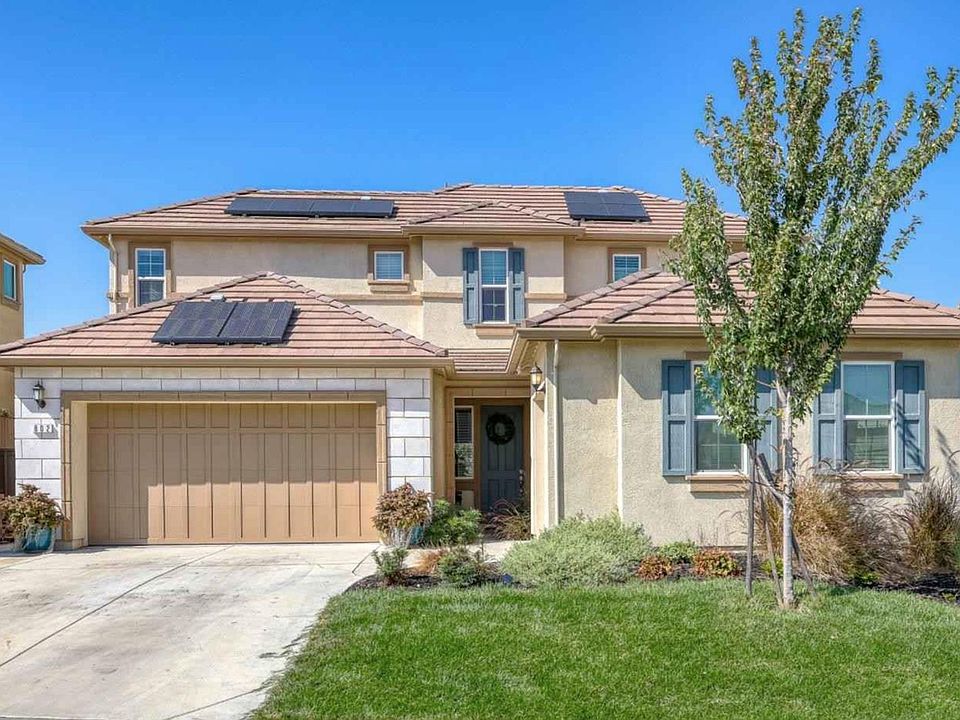 1st image of 802 Lazy Creek Dr