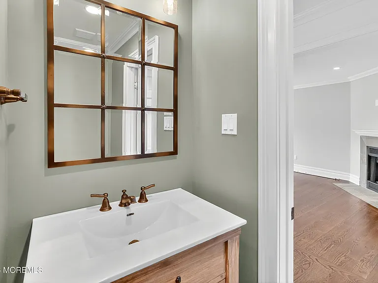 65 E River Rd #20 — Photo 18