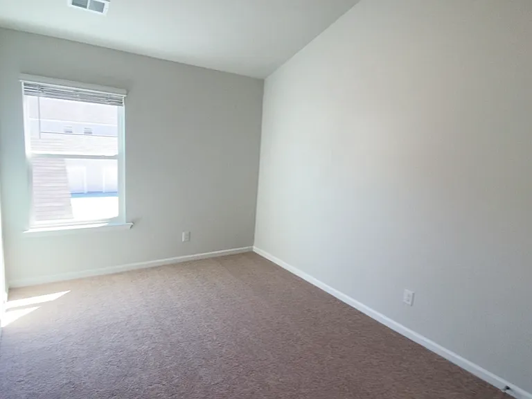 2068 Blakers Blvd — Photo 20