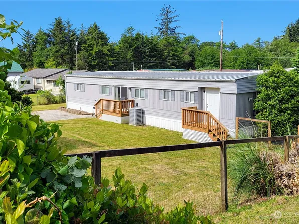 2109 S Montesano Street, Westport, WA 98595