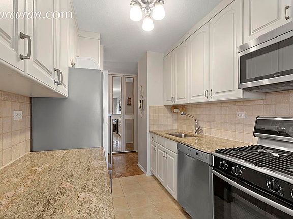 4th image of 1619 3rd Ave APT 14H